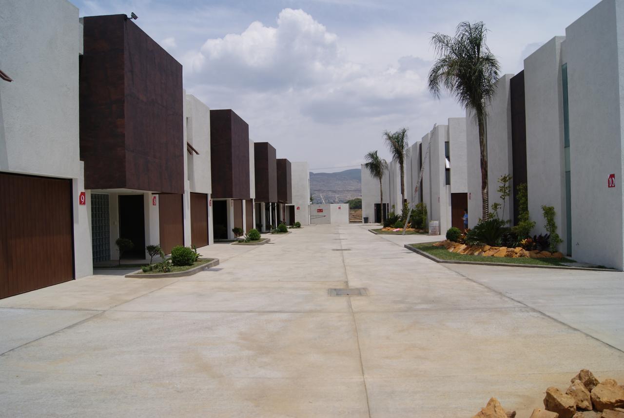 Auto Hotel Las Maravillas Santa Cruz Xoxocotlan Ngoại thất bức ảnh